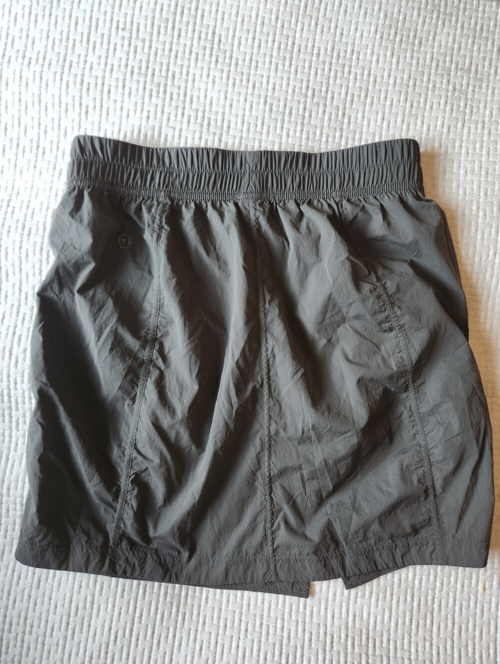 Women's Lululemon skirt Size medium
